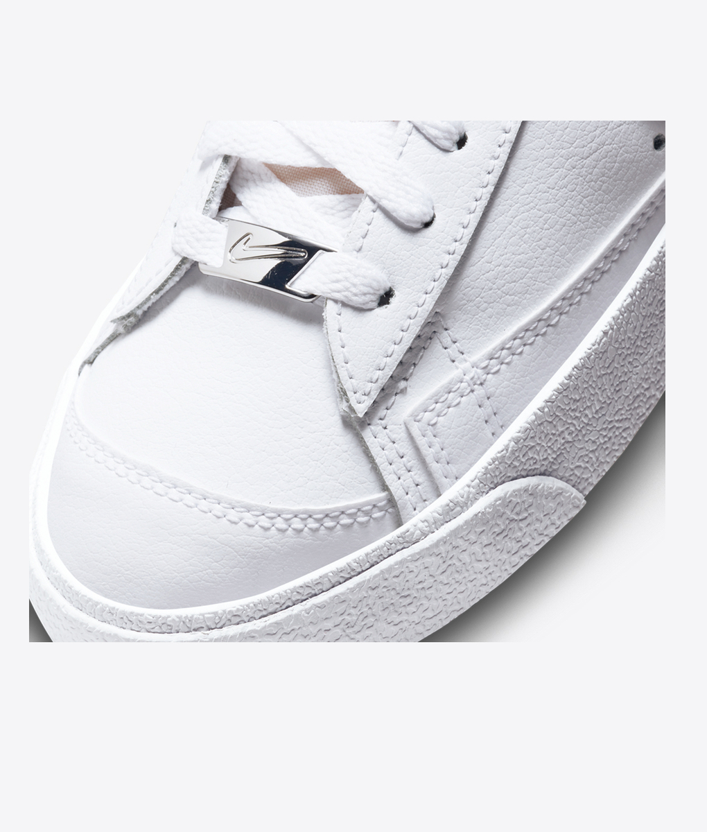 【激安大特価！】 Blazer W - Nike Mid VegNonVeg - Ess '77 シューズ(女性用)