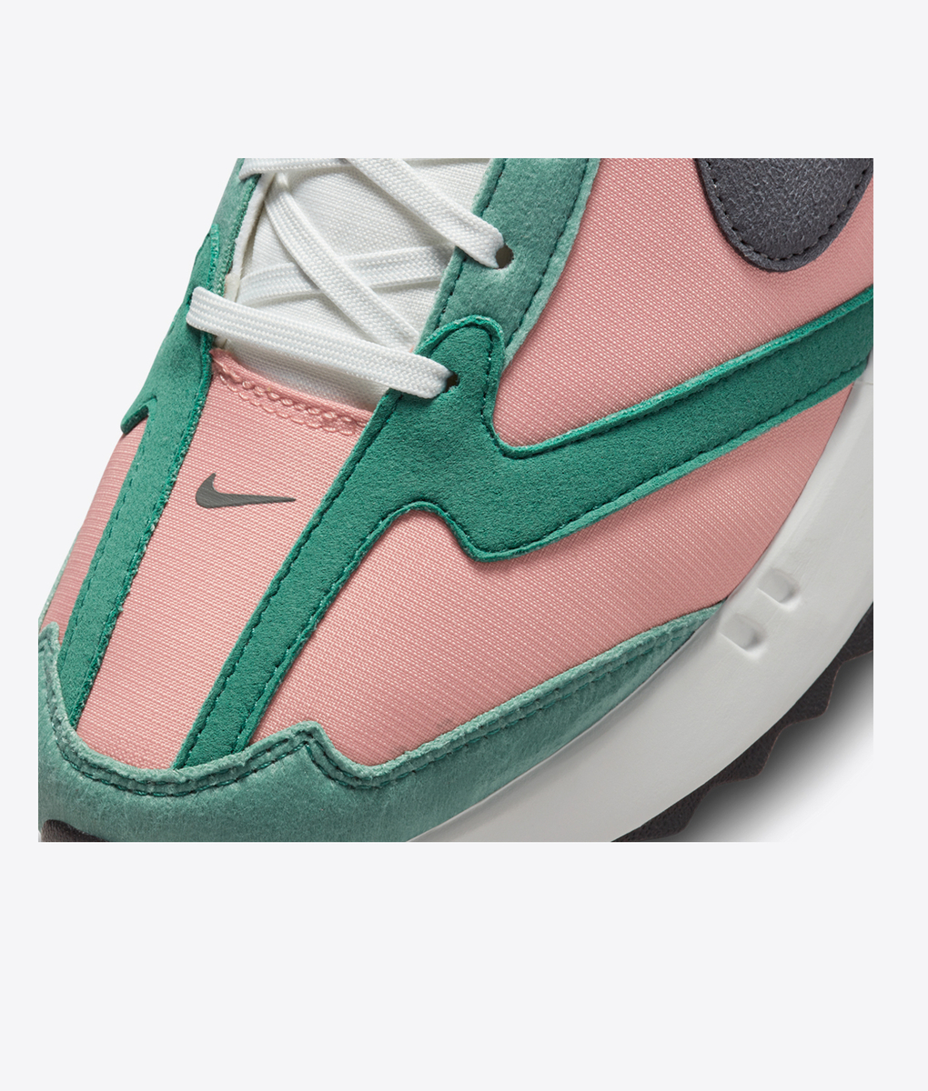 Nike - Wmns Air Max Dawn - VegNonVeg