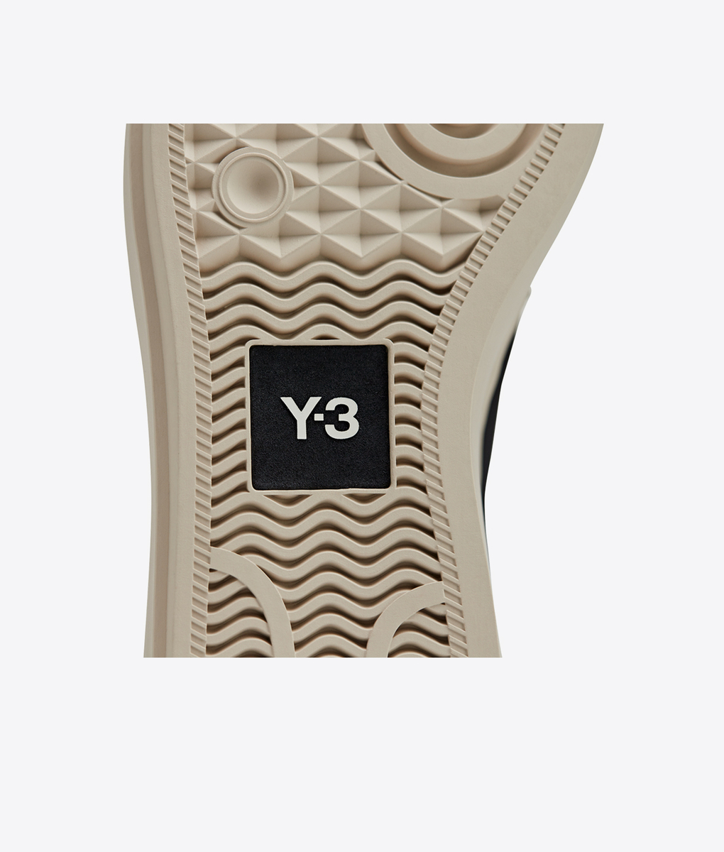Y-3 - 1 - VegNonVeg