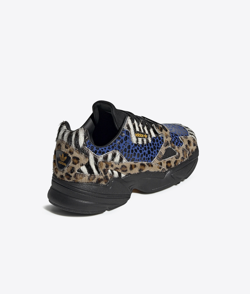 Adidas Originals - FALCON W 'OFF WHITE/CORE BLACK/BRIGHT GOLD