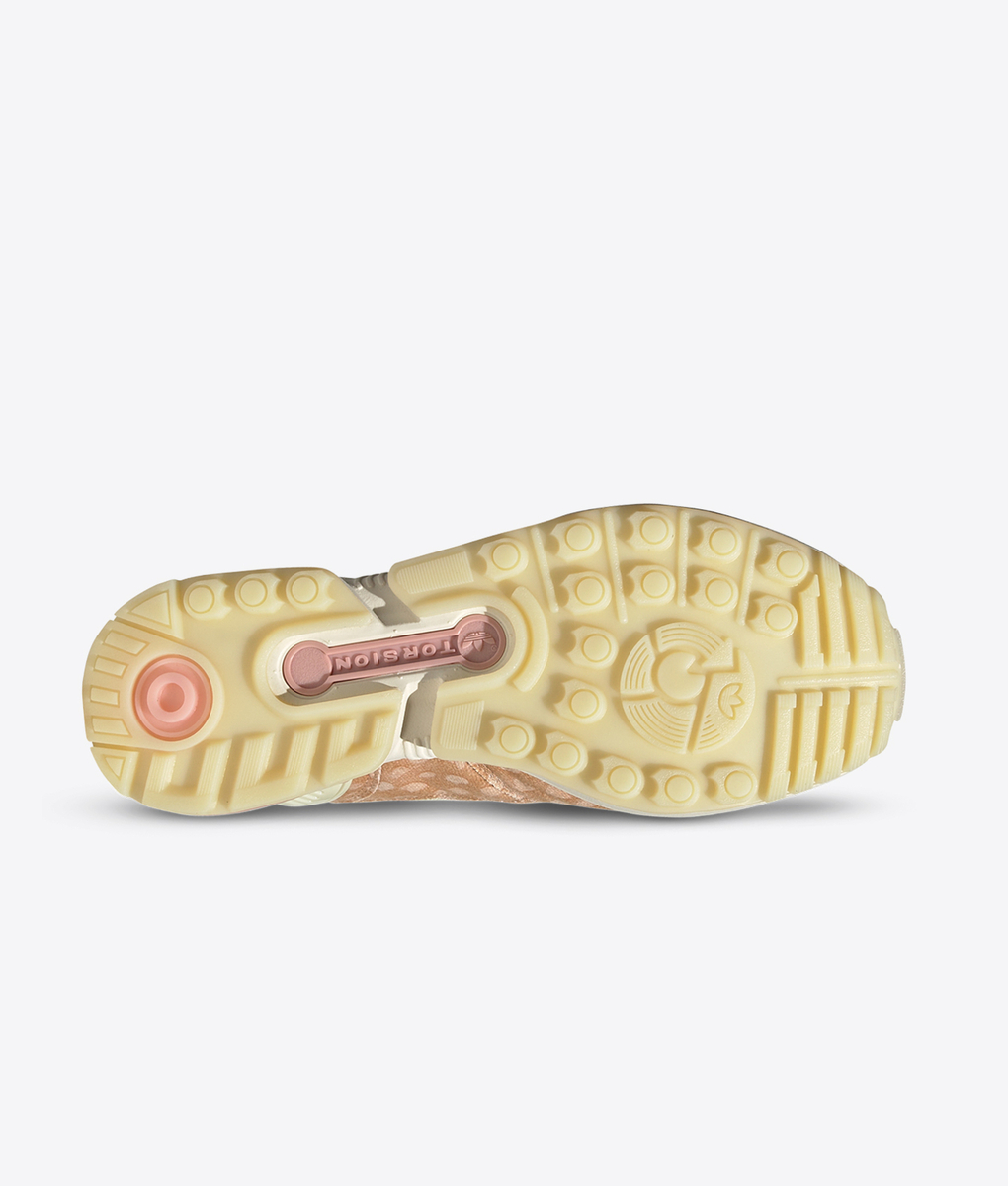 ディズニー adidas（アディダス）の「ディズニー ZX Wavian [Disney ZX