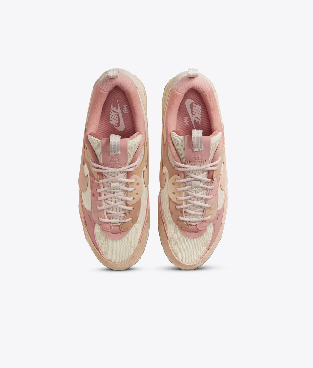 Nike - W Air Max 90 Futura - VegNonVeg