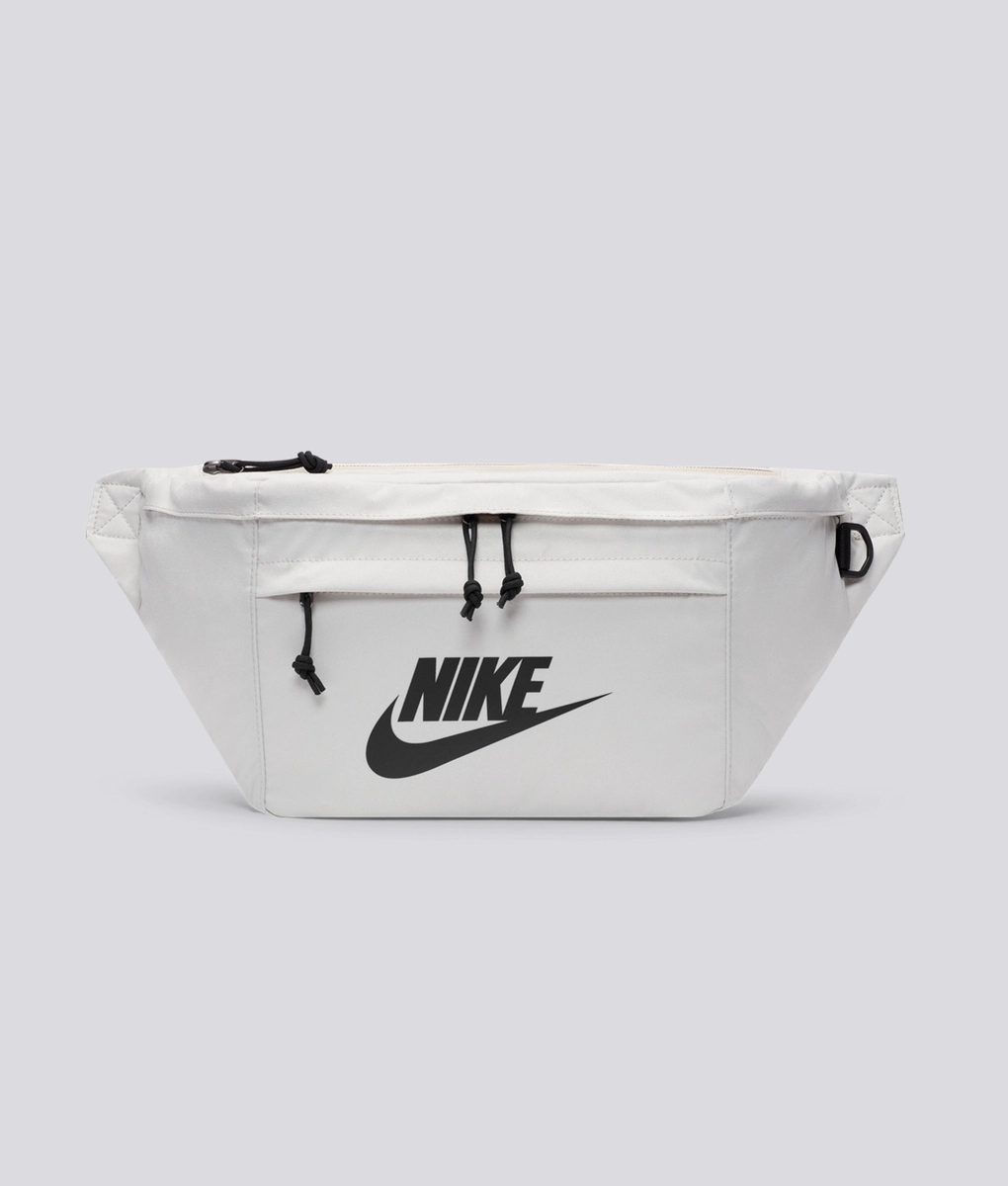 ★韓国の人気★【NIKE】★TECH HIP PAC.K★テック ヒップパック Nike Tech Hip Pack (10L). Nike ID