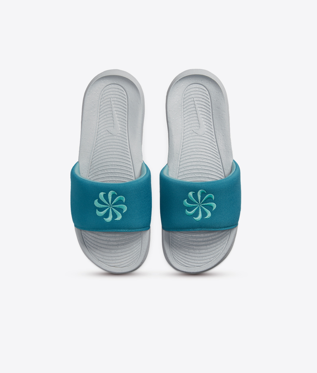 NIKE VICTORI ONE NN SLIDE 風車NIKE NIKE victory one nn slide 風車ナイキ サンダル DM8598-002