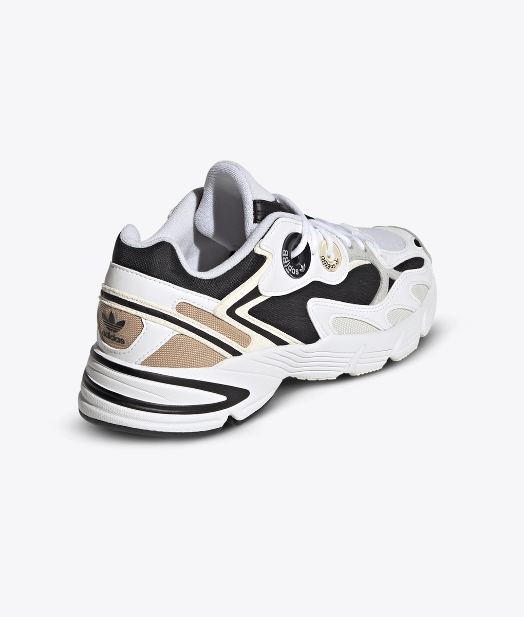 ★adidas★ Astier W White:Black / GY9549 New Adidas ASTIR W Cloud White Black Chunky Sneakers GY9549