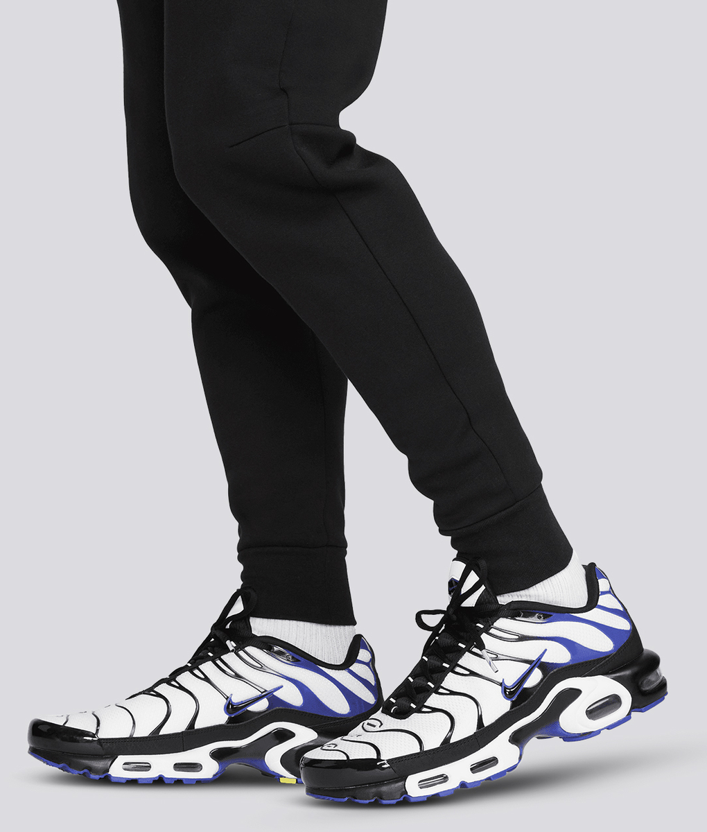 Nike - As M Nsw Tch Flc Jggr - VegNonVeg