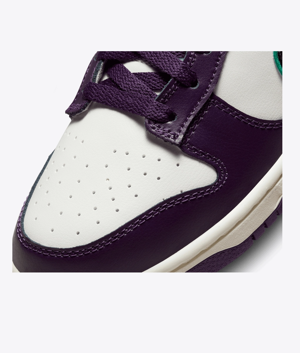university purple dunks