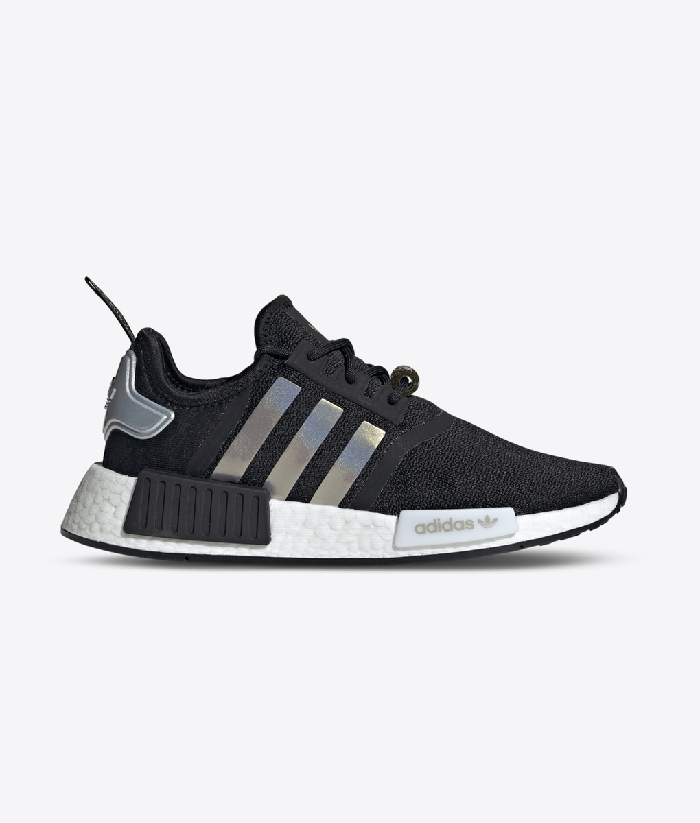 adidas gazelle silver green womens Buy Men Slate Grey White Gym Training Sports Trackpant Online in India