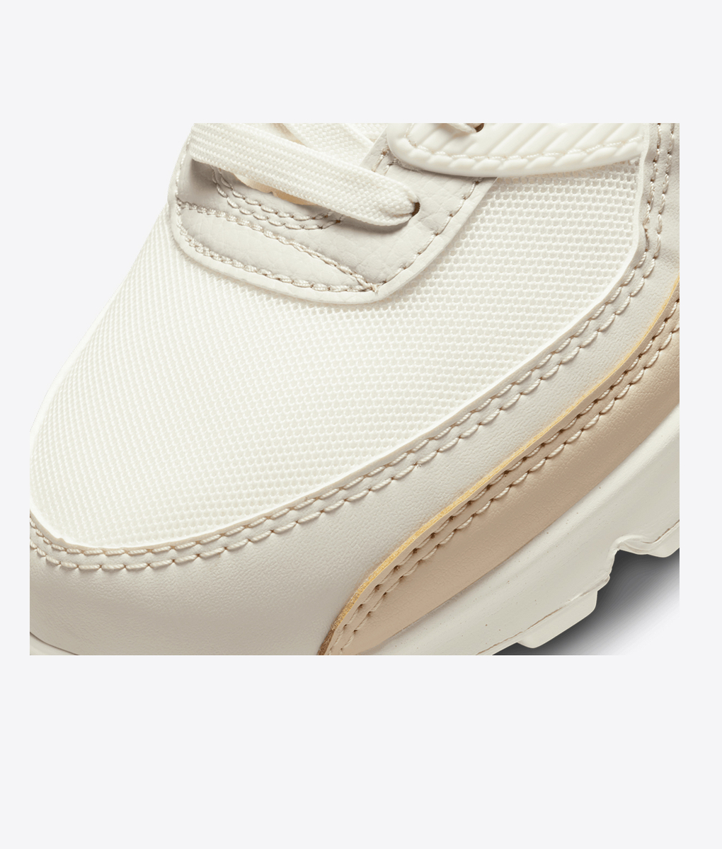 Nike - Wmns Air Max 90 - VegNonVeg