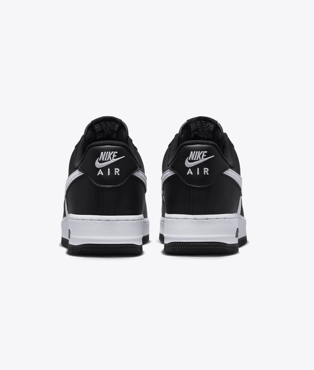 air force nike black and white