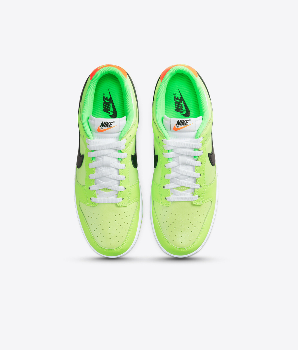 Nike - Dunk Low Se - VegNonVeg