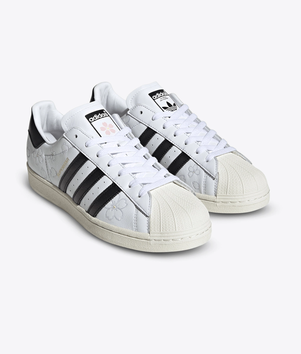 adidas gazelle silver green womens Women's adidas Superstars White Butterfly GY6852 main image 0