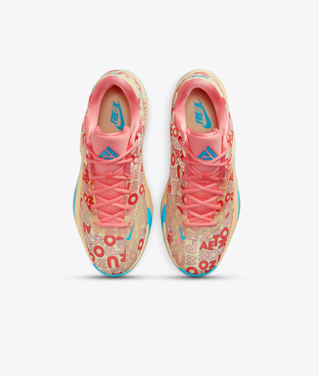 zoom freak4 ペールバニラ/コーラルチョーク Amazon | [ナイキ] ズーム フリーク 4 Zoom Freak 4 ペール