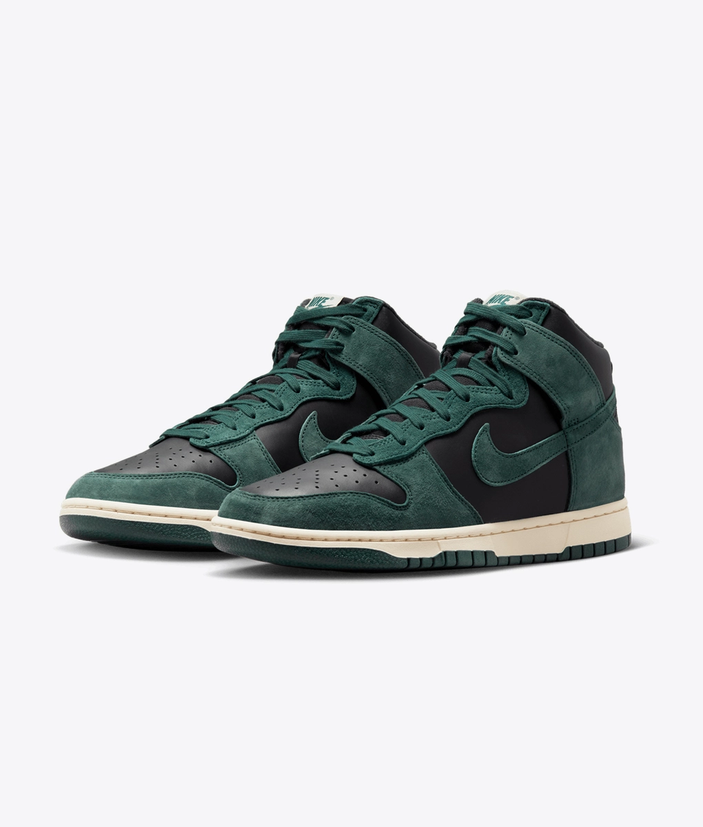 Nike - Dunk Hi Retro Prm - VegNonVeg