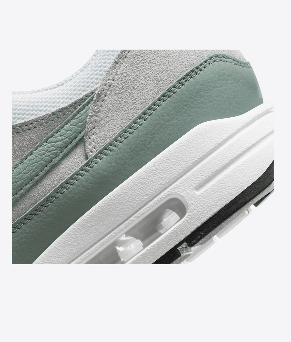 nike air max 1 clay green white
