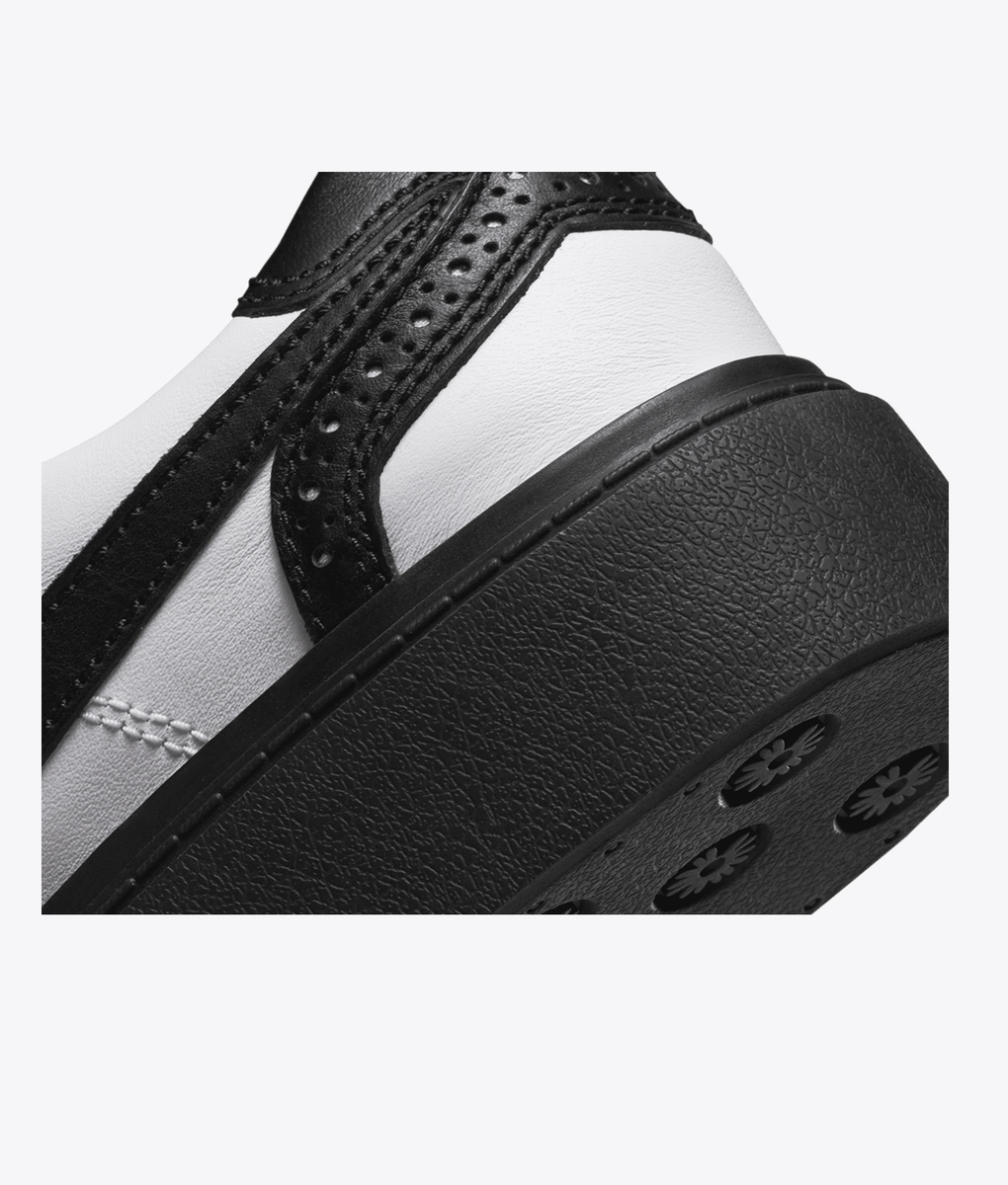 Nike - Kwondo1 / Peaceminusone - VegNonVeg 