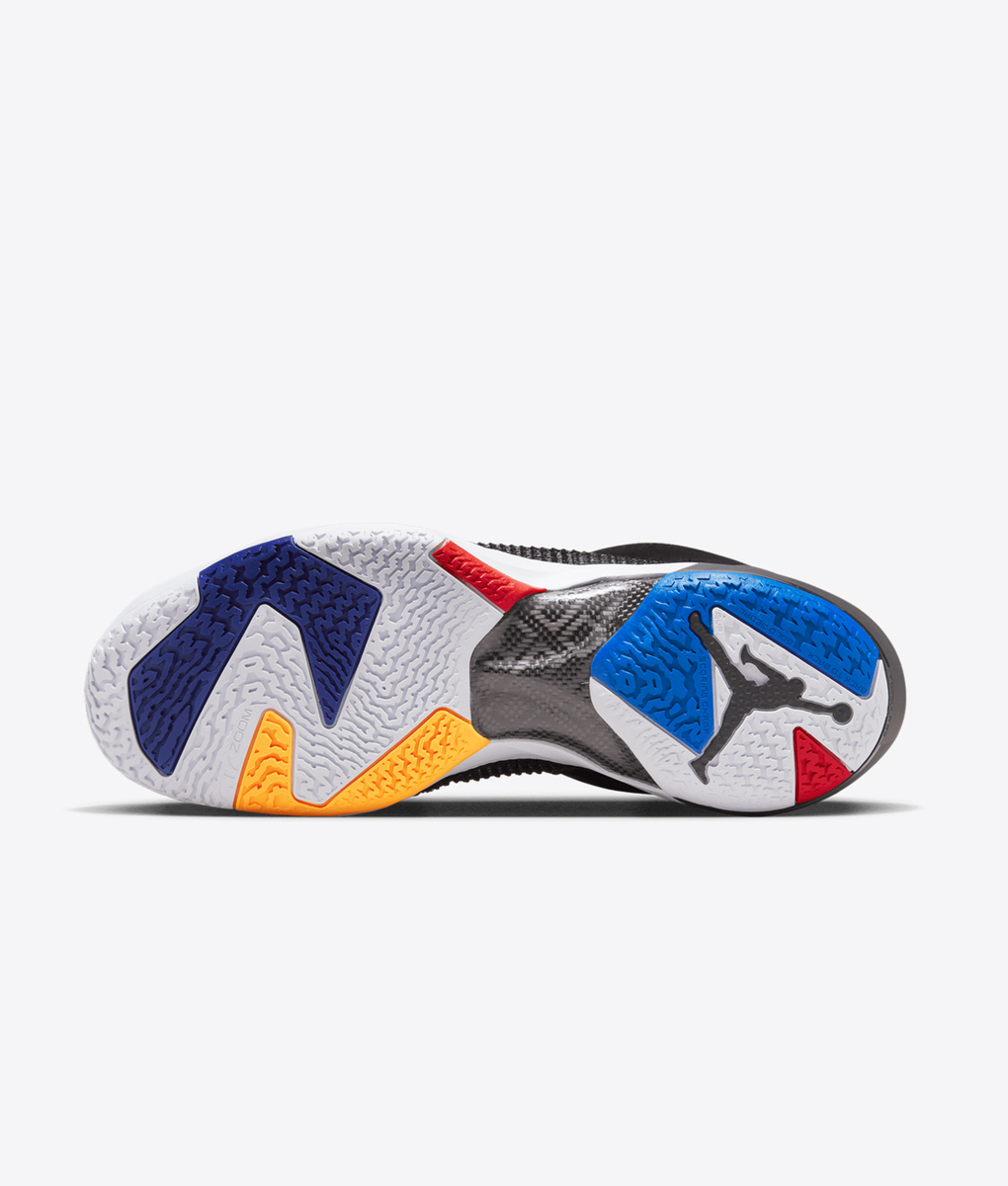 Jordan - Elevate your sneaker game with the trendy NIKE AIR JORDAN