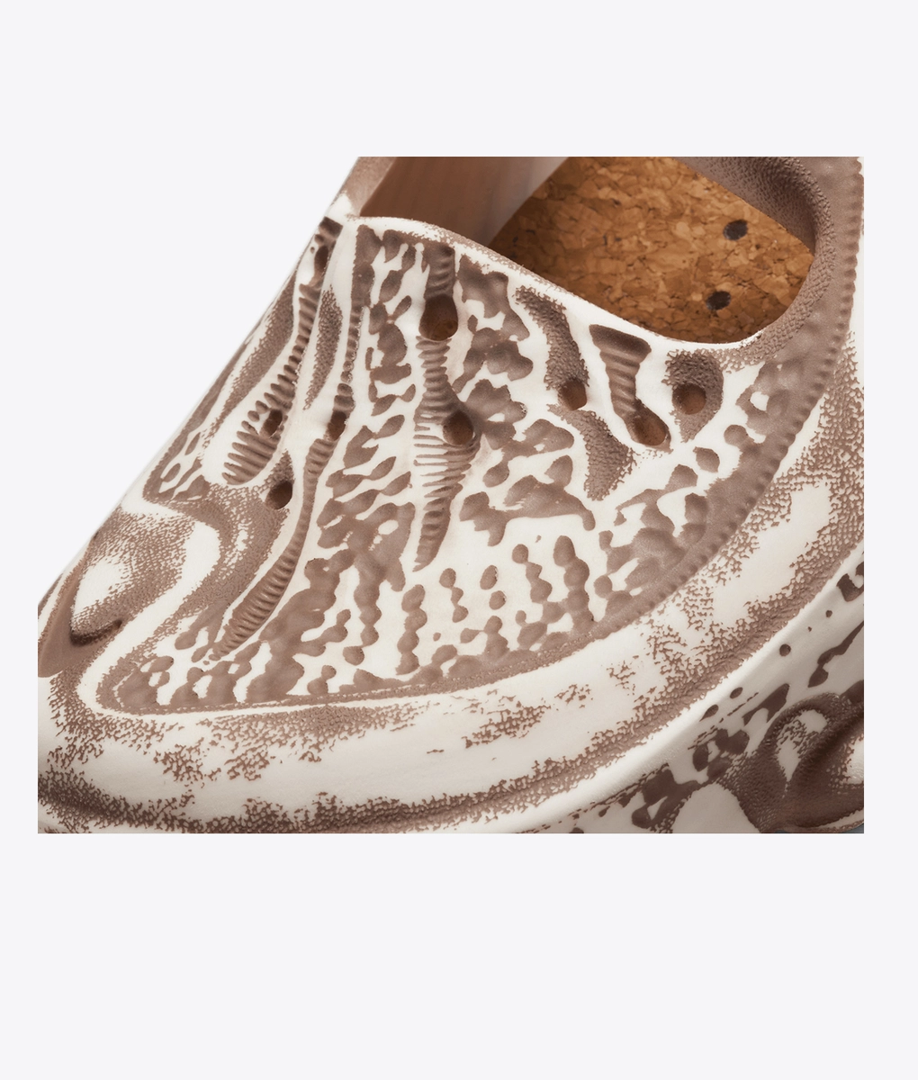 Nike - NIKE ISPA UNIVERSAL NATURAL/MINK BROWN l BUY Unisex