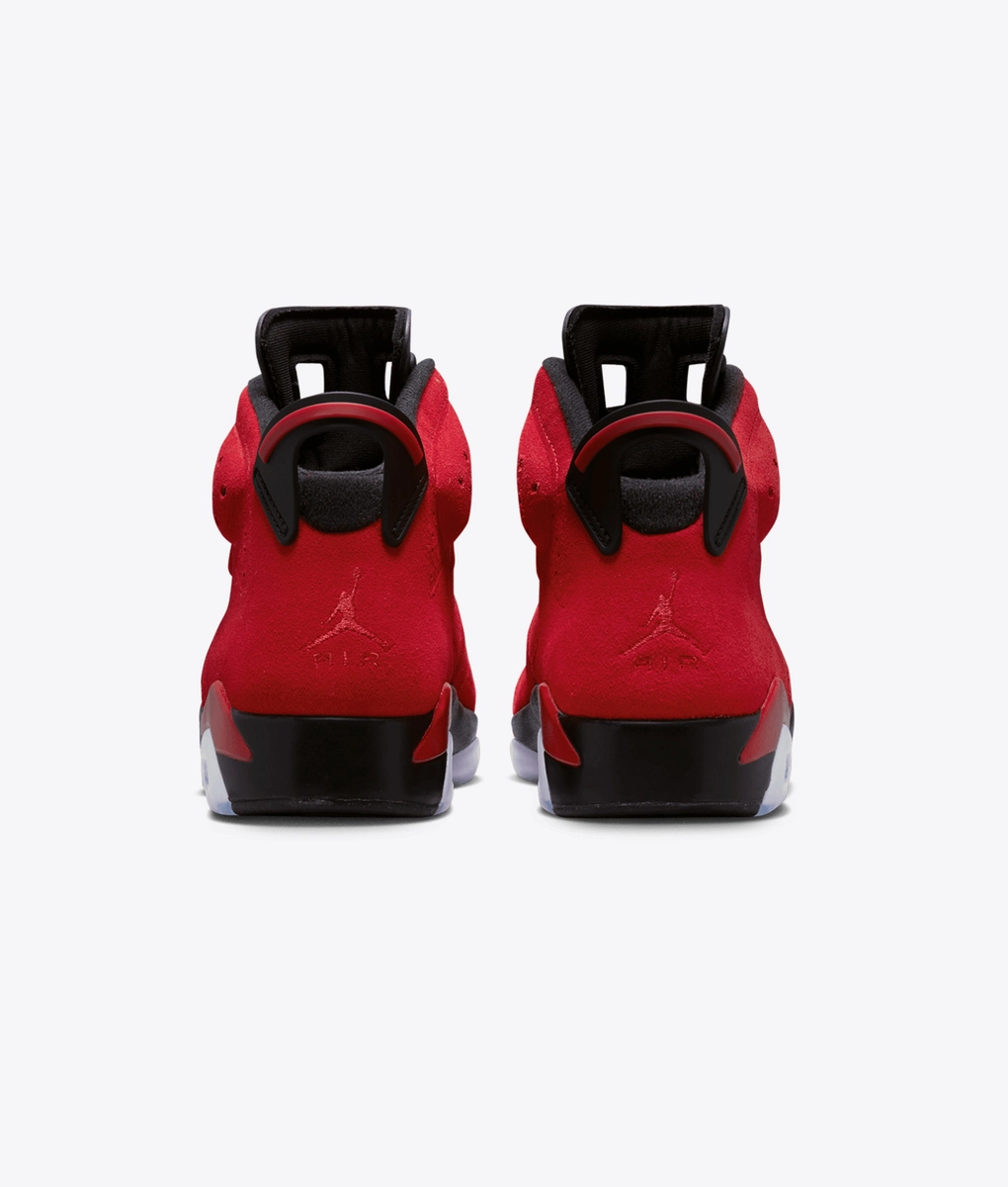 Jordan - Elevate your sneaker game with the trendy NIKE AIR JORDAN