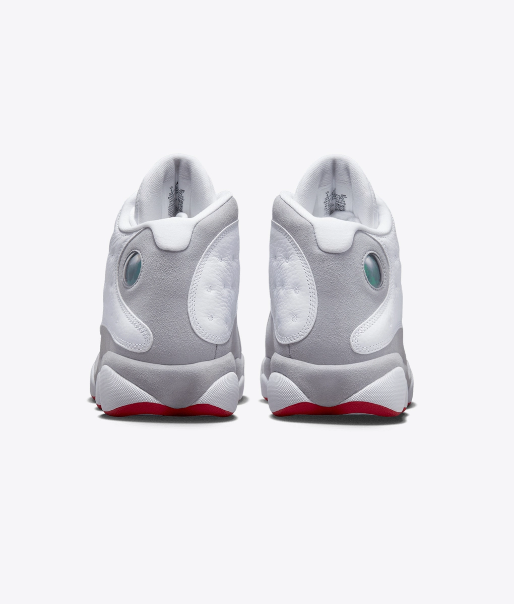 Jordan - Elevate your sneaker game with the trendy NIKE AIR JORDAN