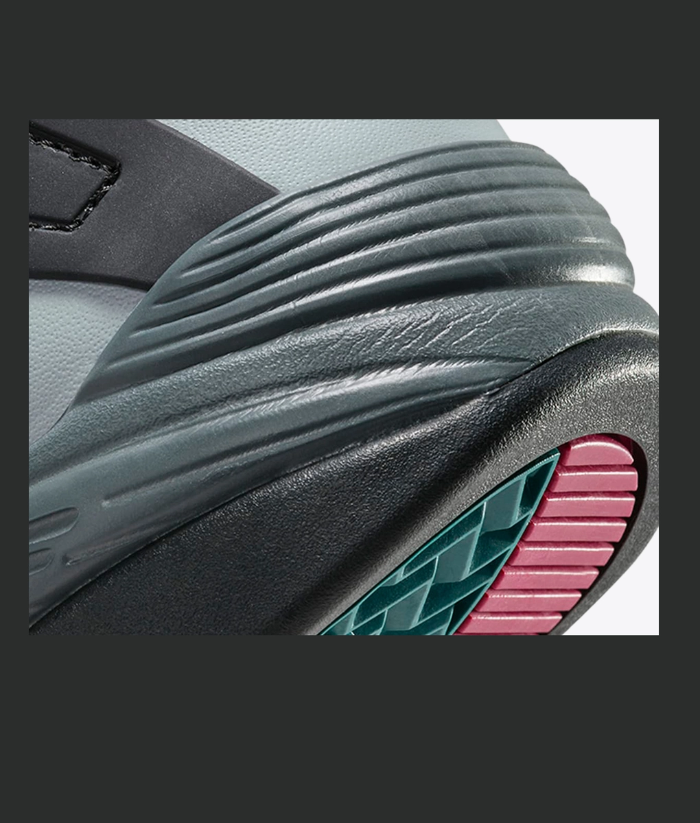 Nike - Nike Air Flight Huarache Light Smoke Grey/Black-Iron Grey