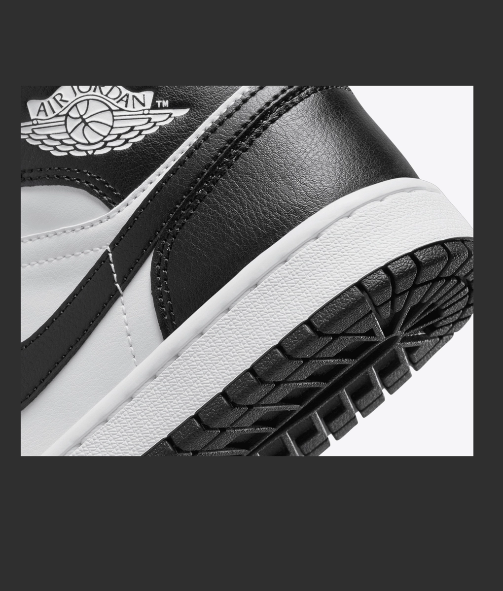 Nike GS Air Jordan 1 Mid White/Black 25㎝ Buy Air Jordan 1 Mid White & Black Shoes for Men Online | Superkicks