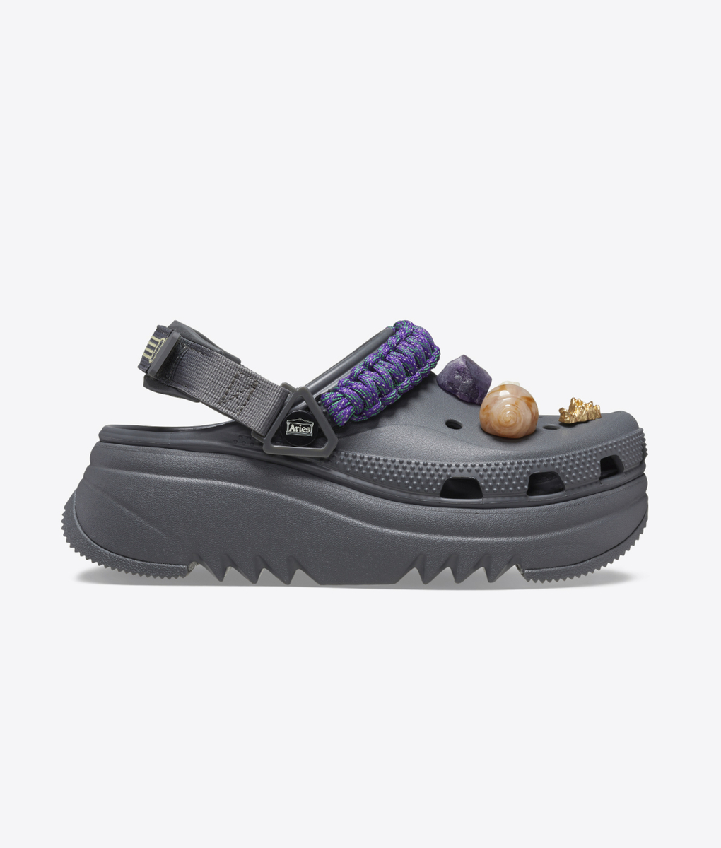 Crocs - X Aries Hiker Escape Echo Clog - VegNonVeg