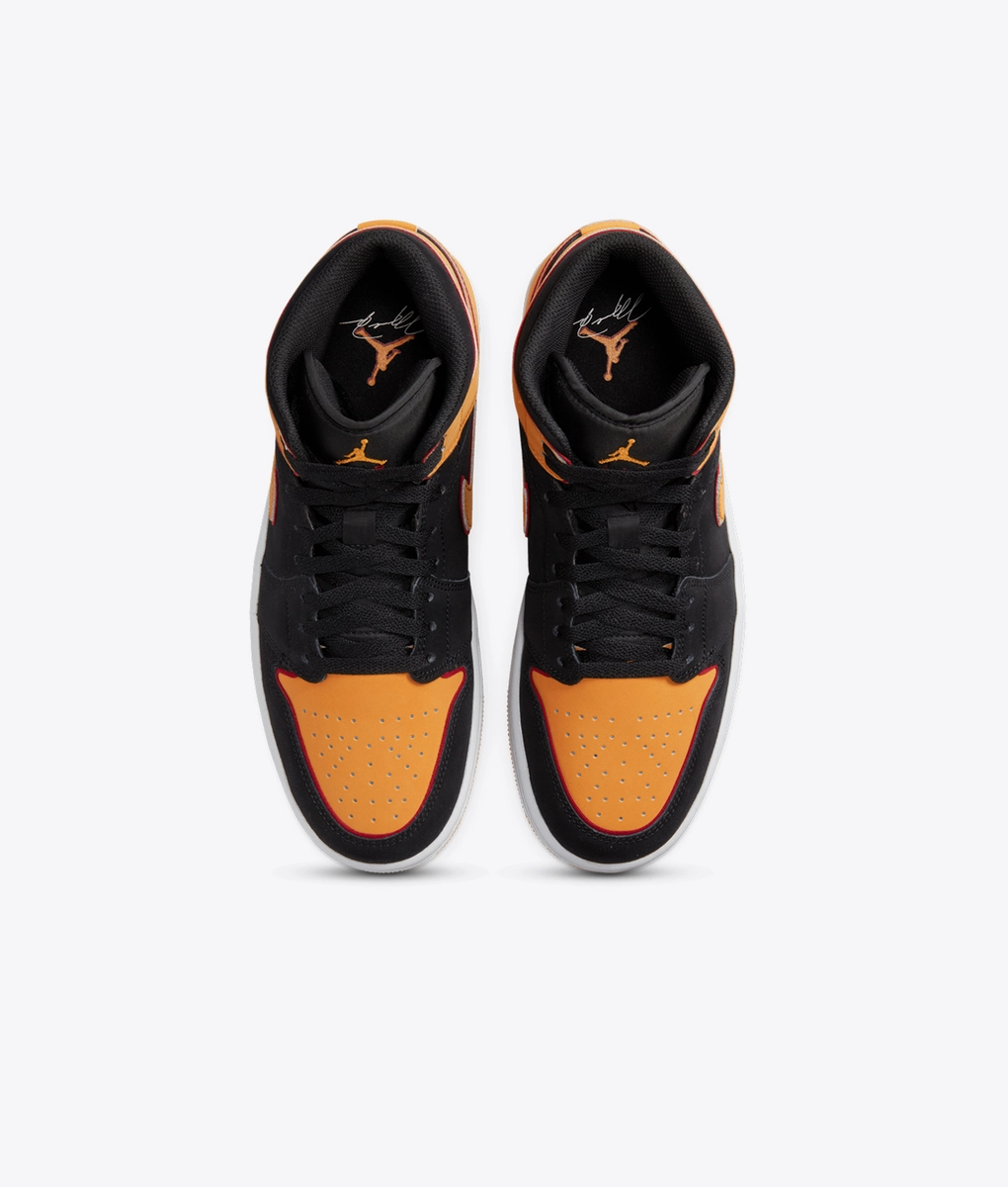 Jordan - Elevate your sneaker game with the trendy NIKE AIR JORDAN