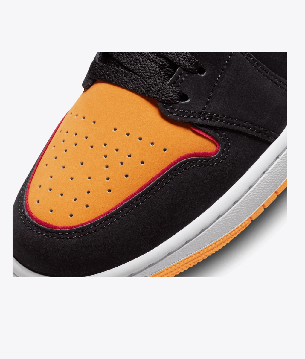 Jordan - Elevate your sneaker game with the trendy NIKE AIR JORDAN