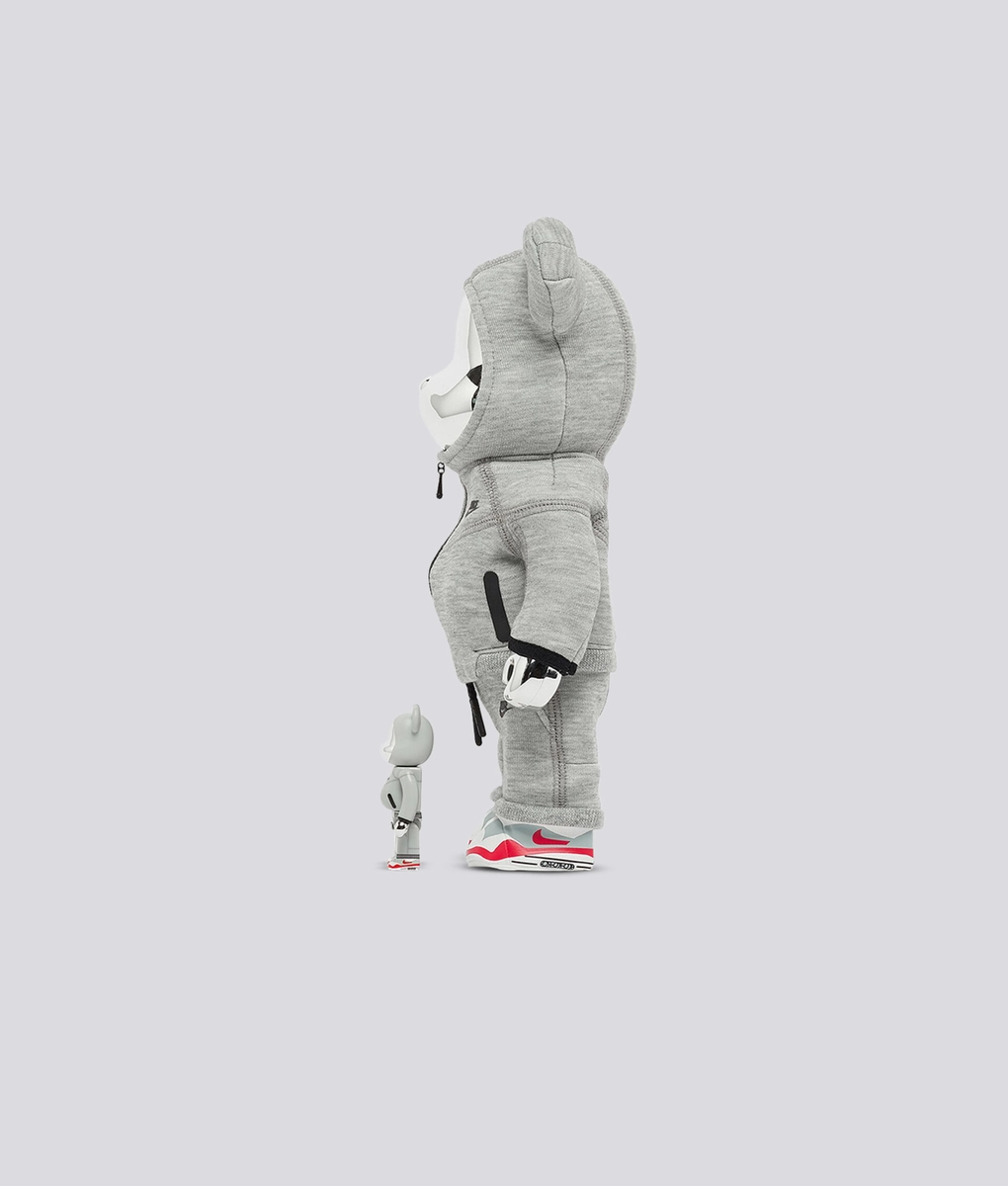 Bearbrick - Buy NIKE X BEARBRICK TECH FLEECE N98 100% & 400