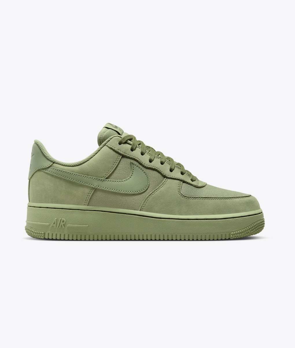 スニーカー Nike Air Force 1 Low '07 LX OIL GREEN CARGO KHAKI Nike - Elevate your sneaker game with the trendy NIKE AIR