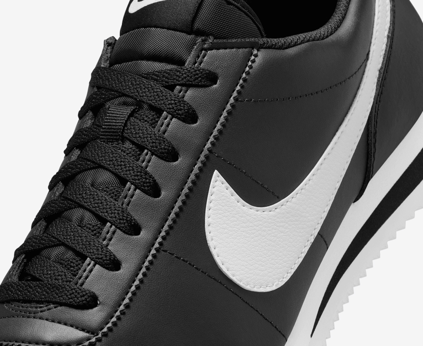 Nike - CORTEZ 'BLACK/WHITE' - VegNonVeg