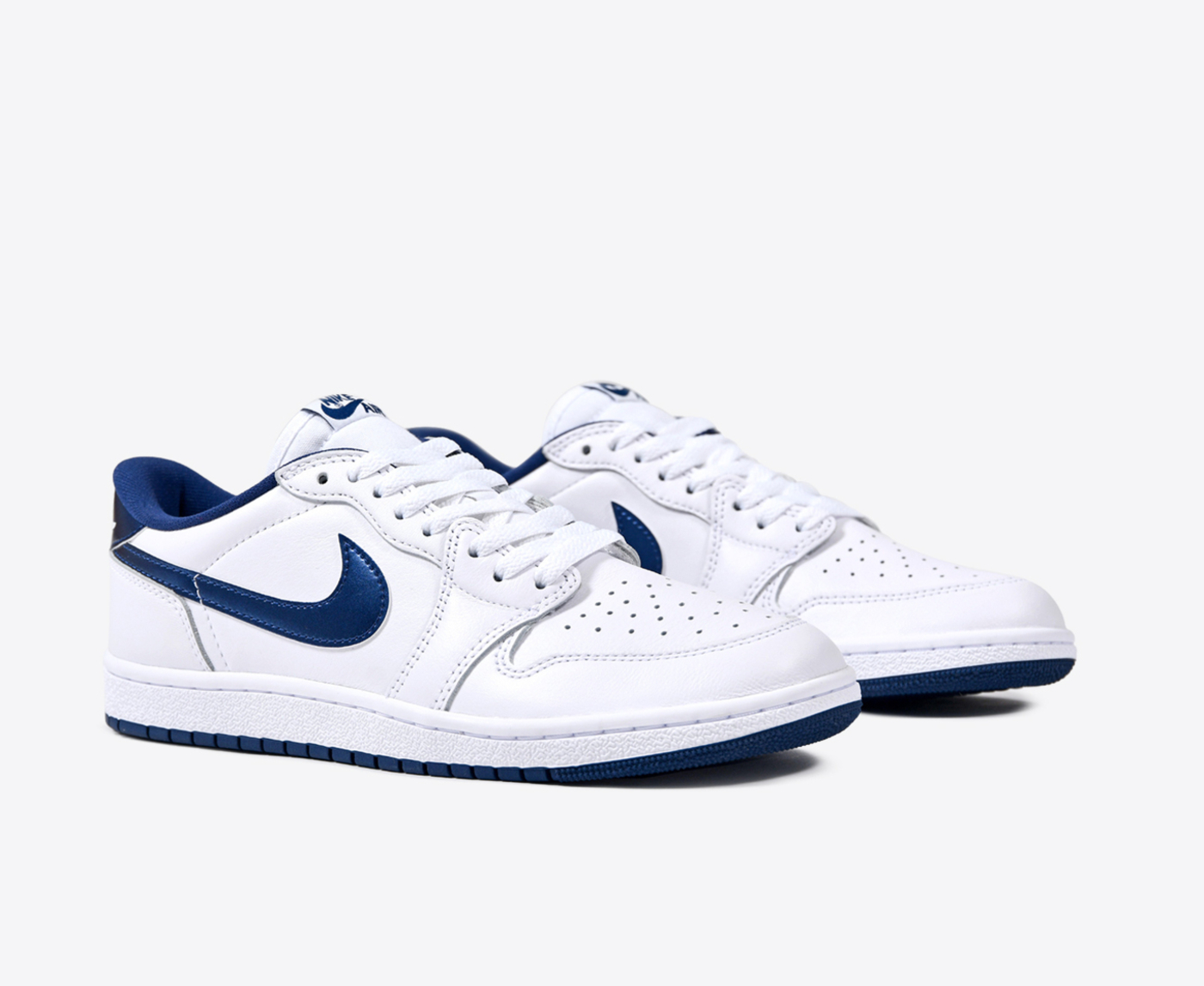 Jordan AIR JORDAN 1 LOW 85 WHITE NAVY VegNonVeg