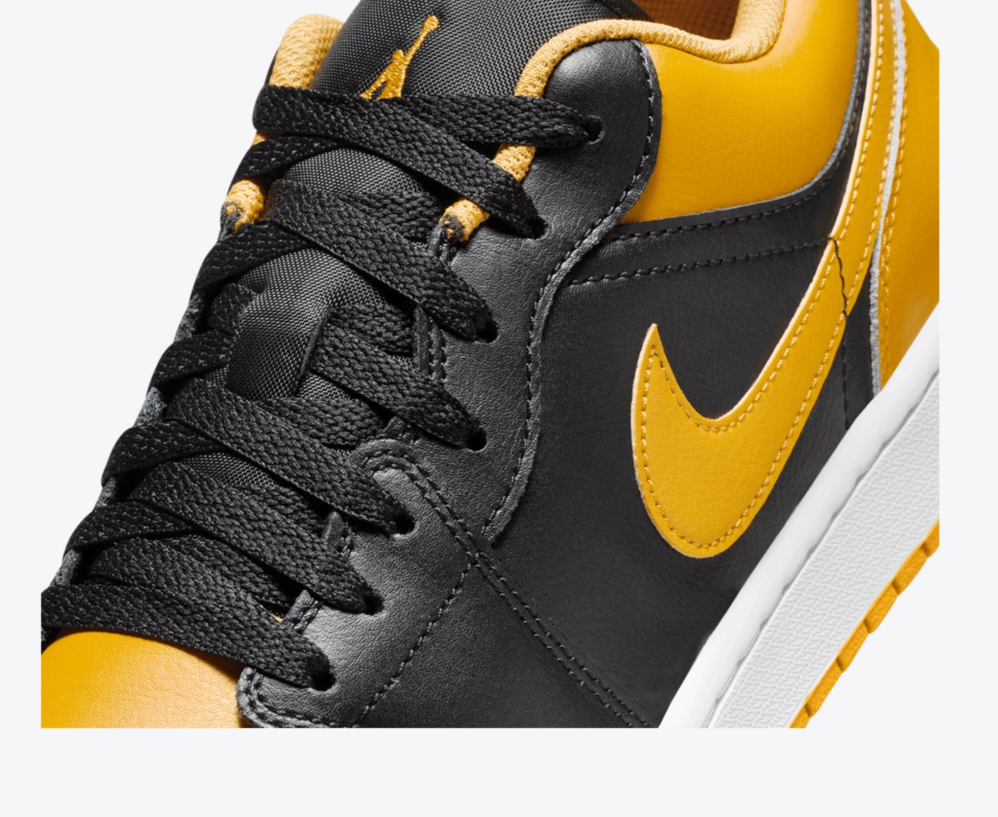 air-jordan-1-low-blackyellow-