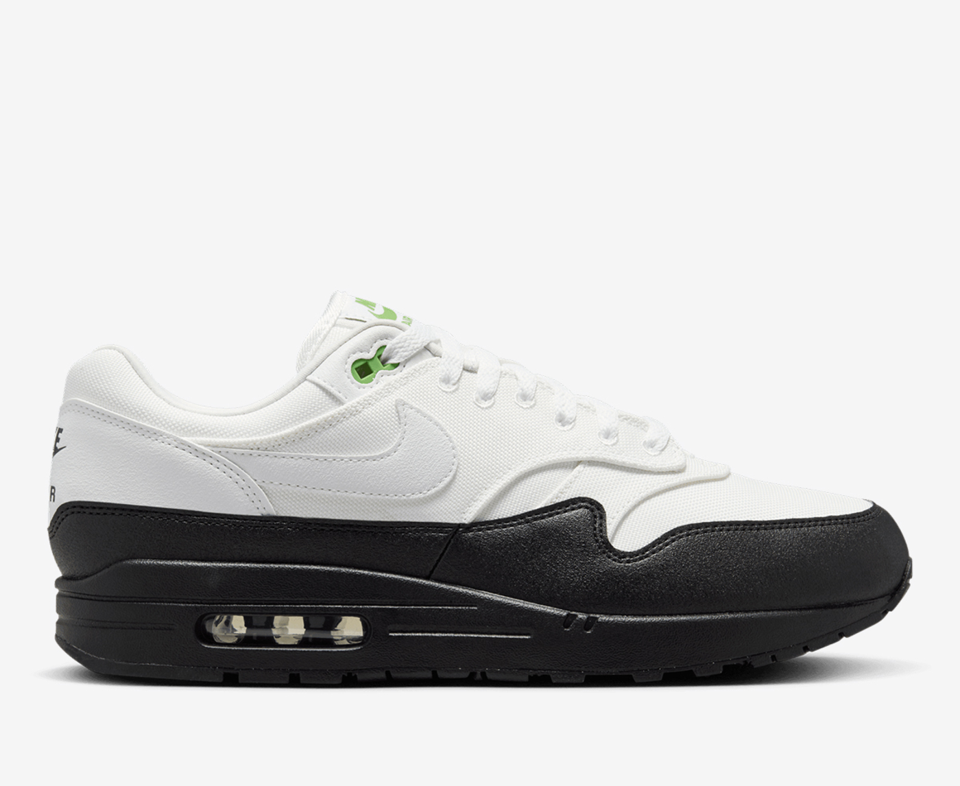 White black best sale nike air max