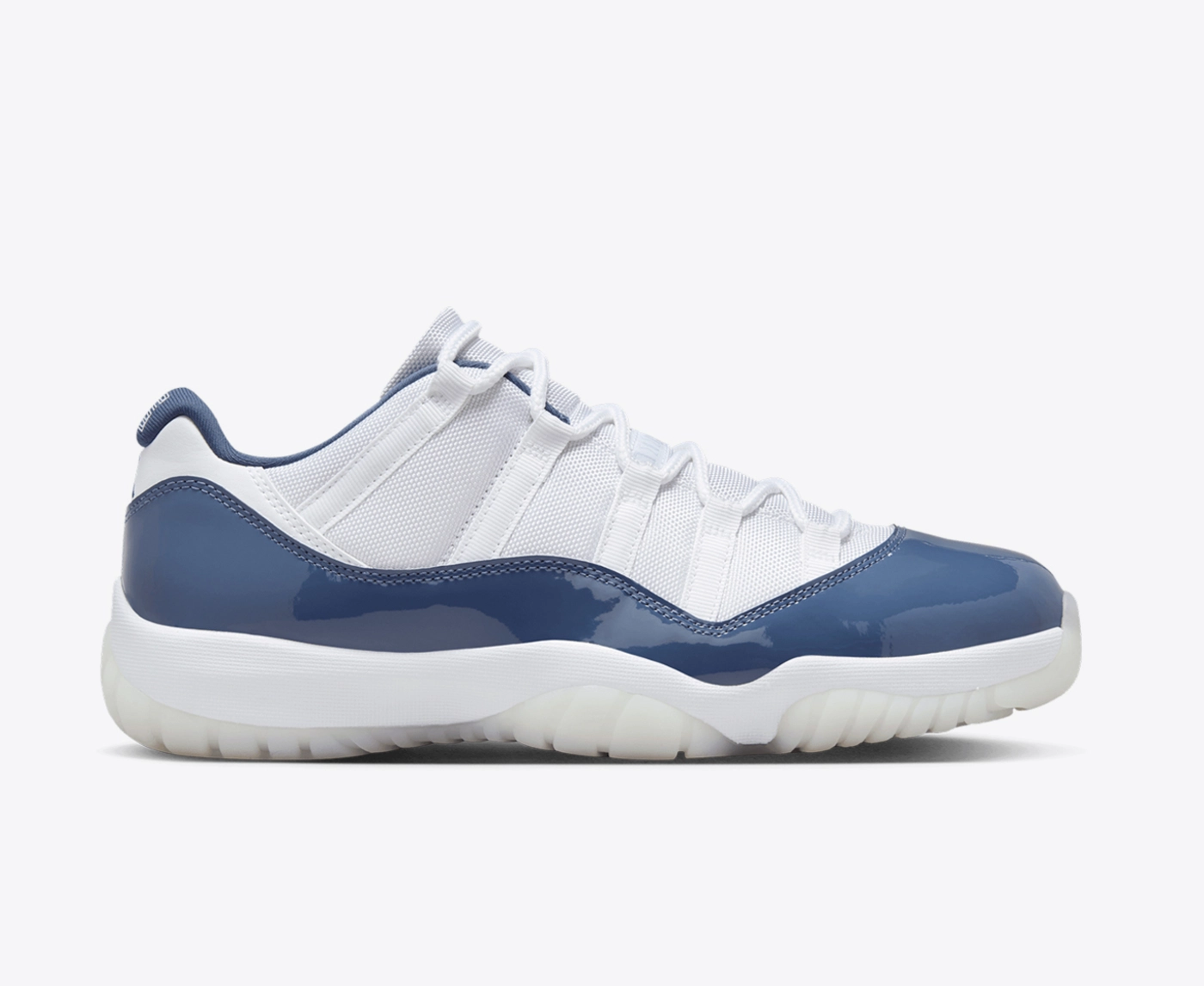 新品未使用 Jordan Air Jordan 11 ネイビー/ホワイト Jordan - JORDAN AIR JORDAN 11 RETRO LOW WHITE/MIDNIGHT NAVY