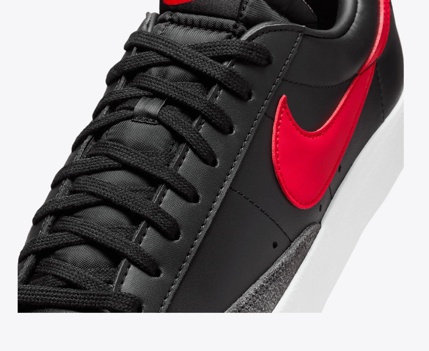 楽天市場】y□美品【24cm】ナイキ/NIKEブレーザーBLAZER LOW PRM