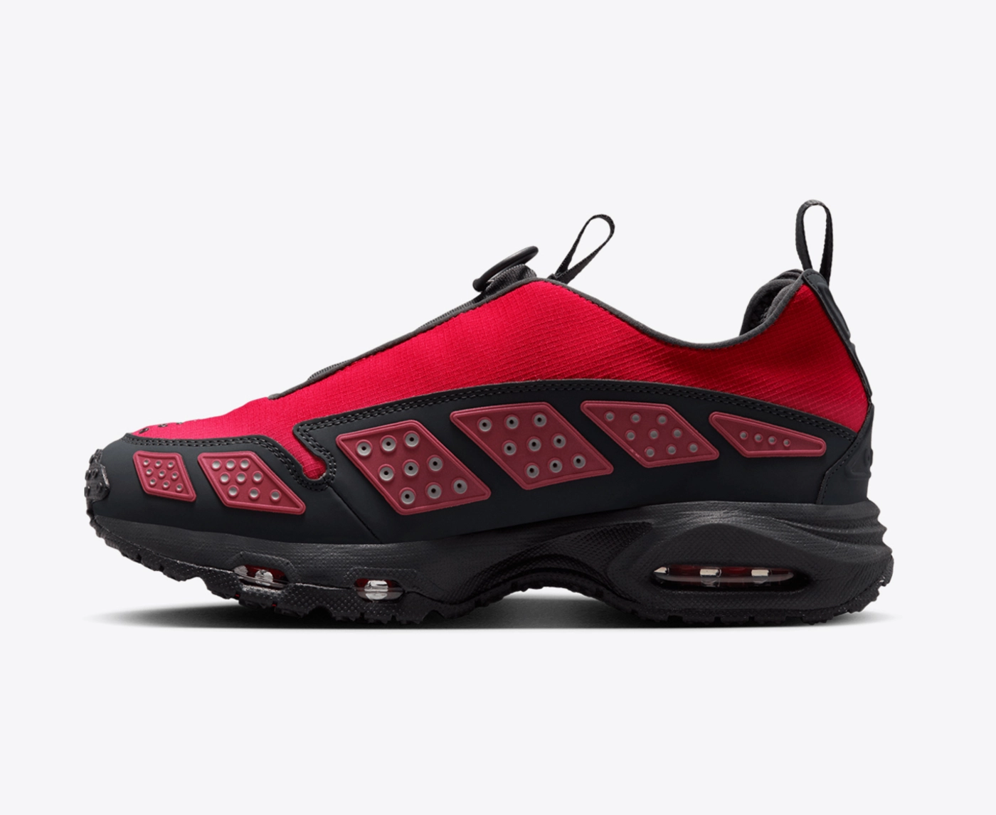 Nike - Air Max Sndr Gore-Tex - VegNonVeg Nike - Air Max Sndr Gore-Tex - VegNonVeg