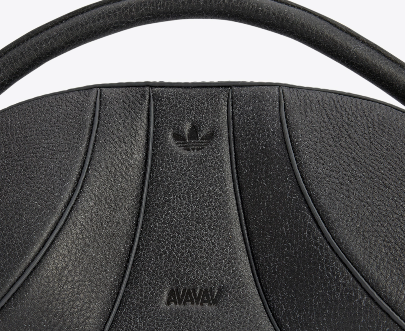 Adidas Originals - ADIDAS ORIGINALS X AVAVAV SCULPTED BAG