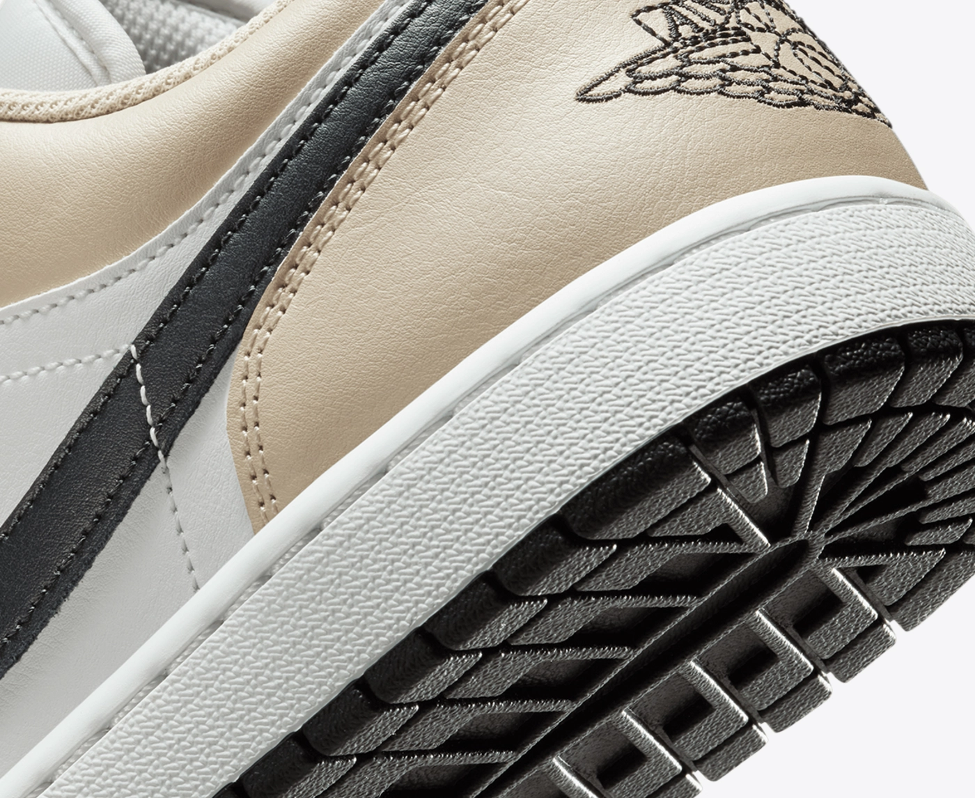 Jordan - Jordan Air Jordan 1 Low Summit White/Off Noir