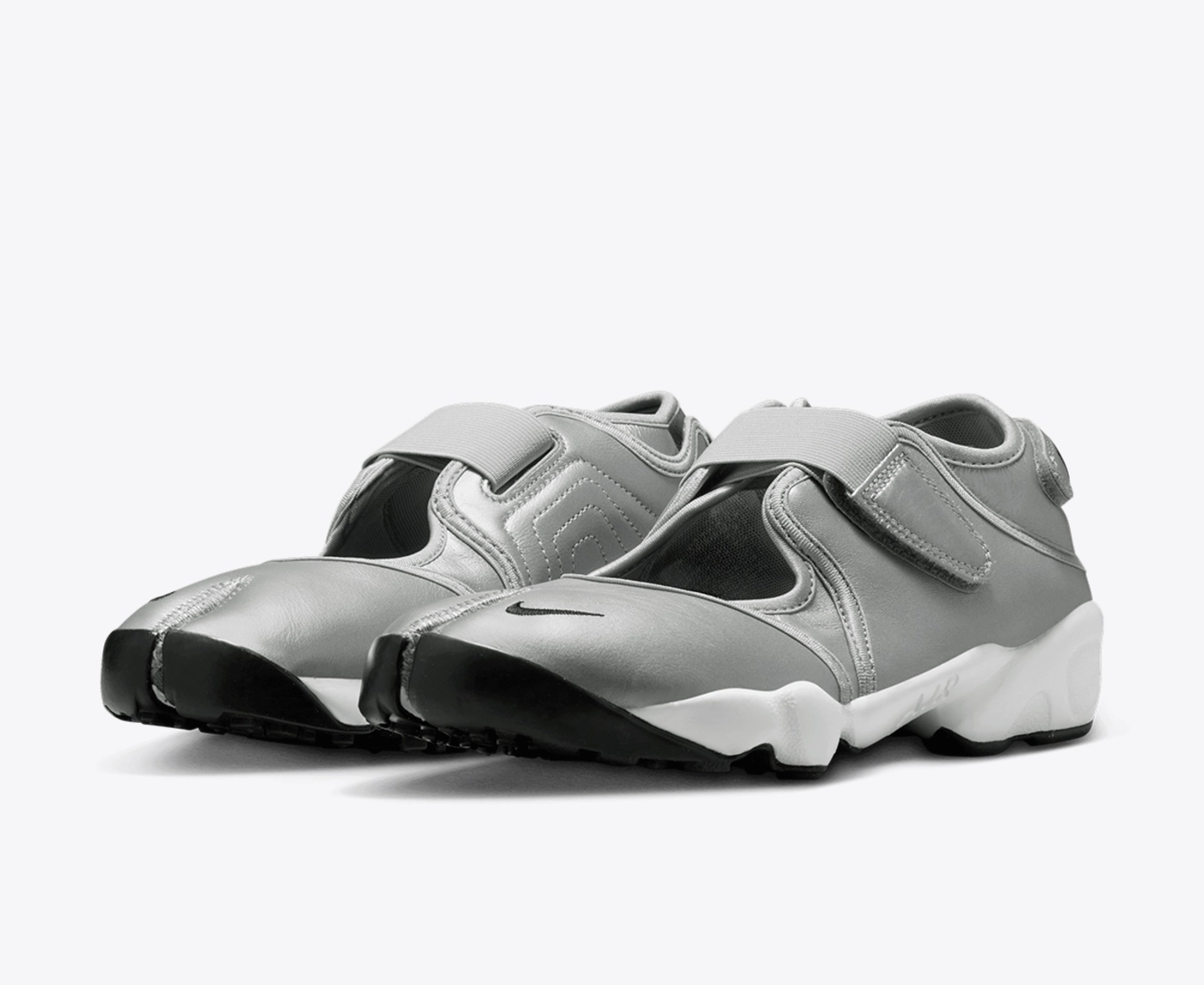 Nike - Nike Air Rift Metallic Silver/Sail-Black | Buy Women's