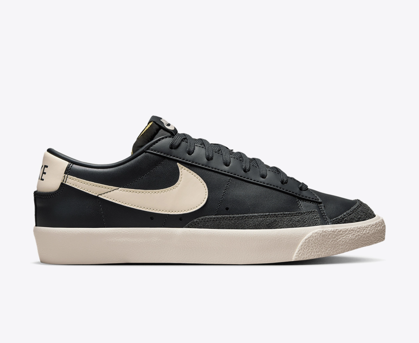 Nike - Nike Blazer Low '77 Vintage Anthracite/Coconut Milk