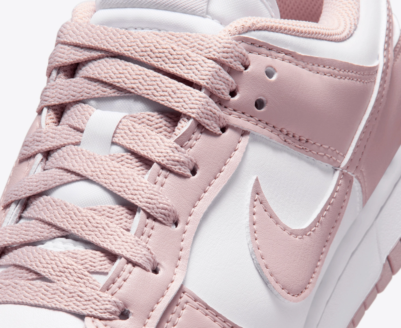 nike dunk low orange pearl footlocker