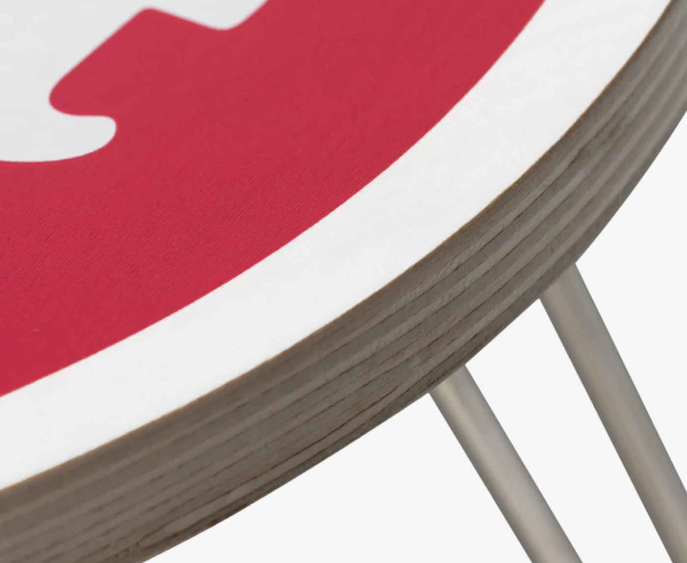 Carhartt WIP - HEART FOLDING TABLE - VegNonVeg