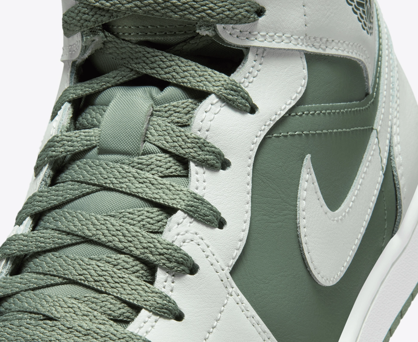 Jordan - AIR JORDAN 1 MID - VegNonVeg