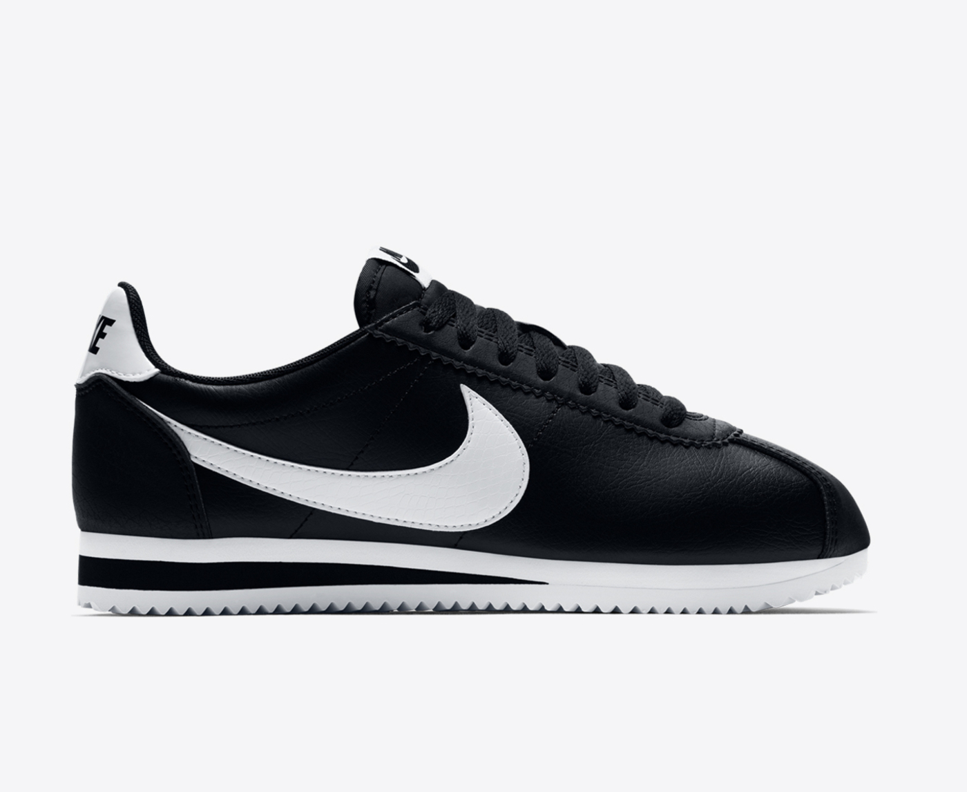 Nike NIKE WMNS CLASSIC CORTEZ LEATHER BLACK WHITE VegNonVeg