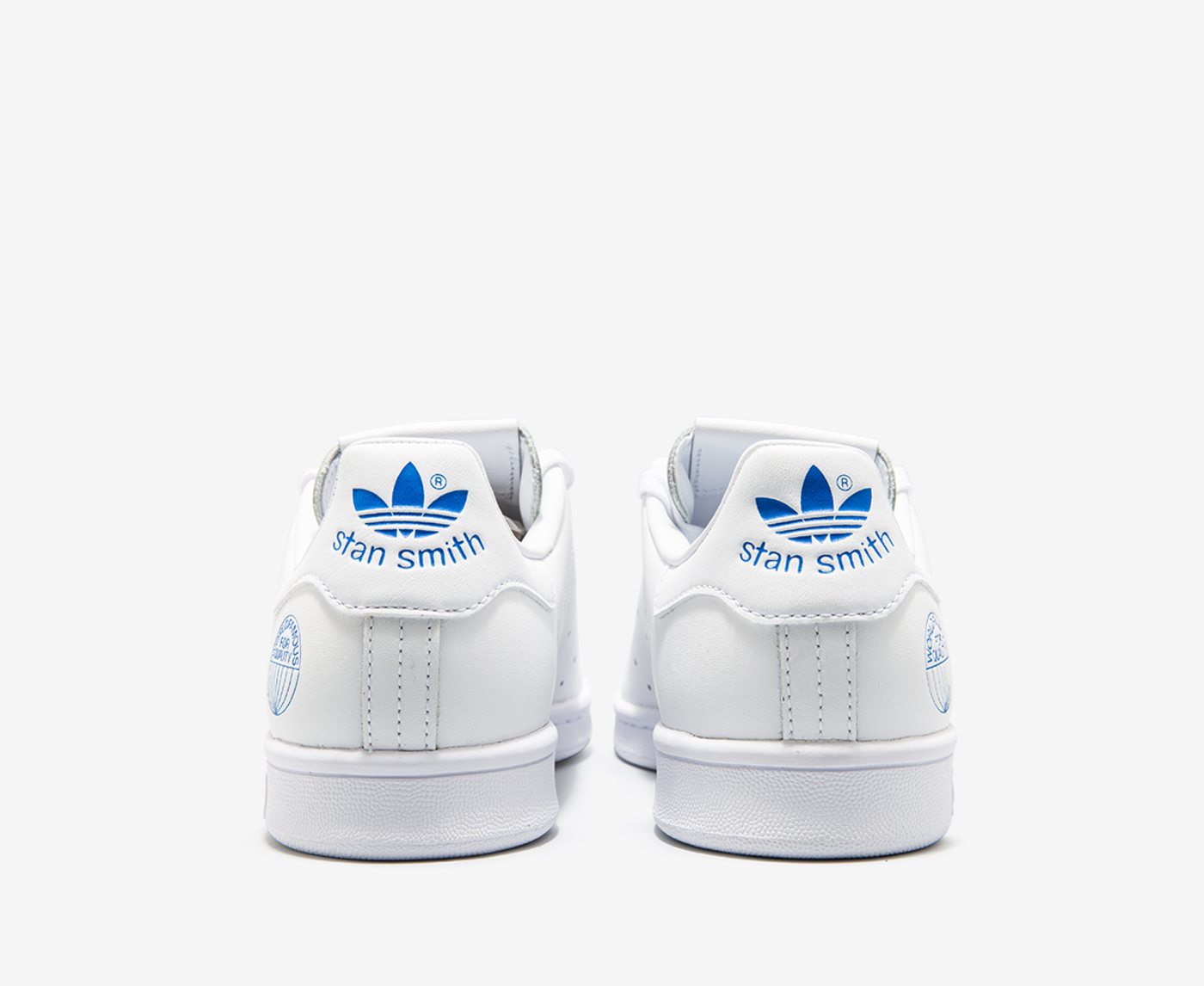 Stan smith outlet white light blue