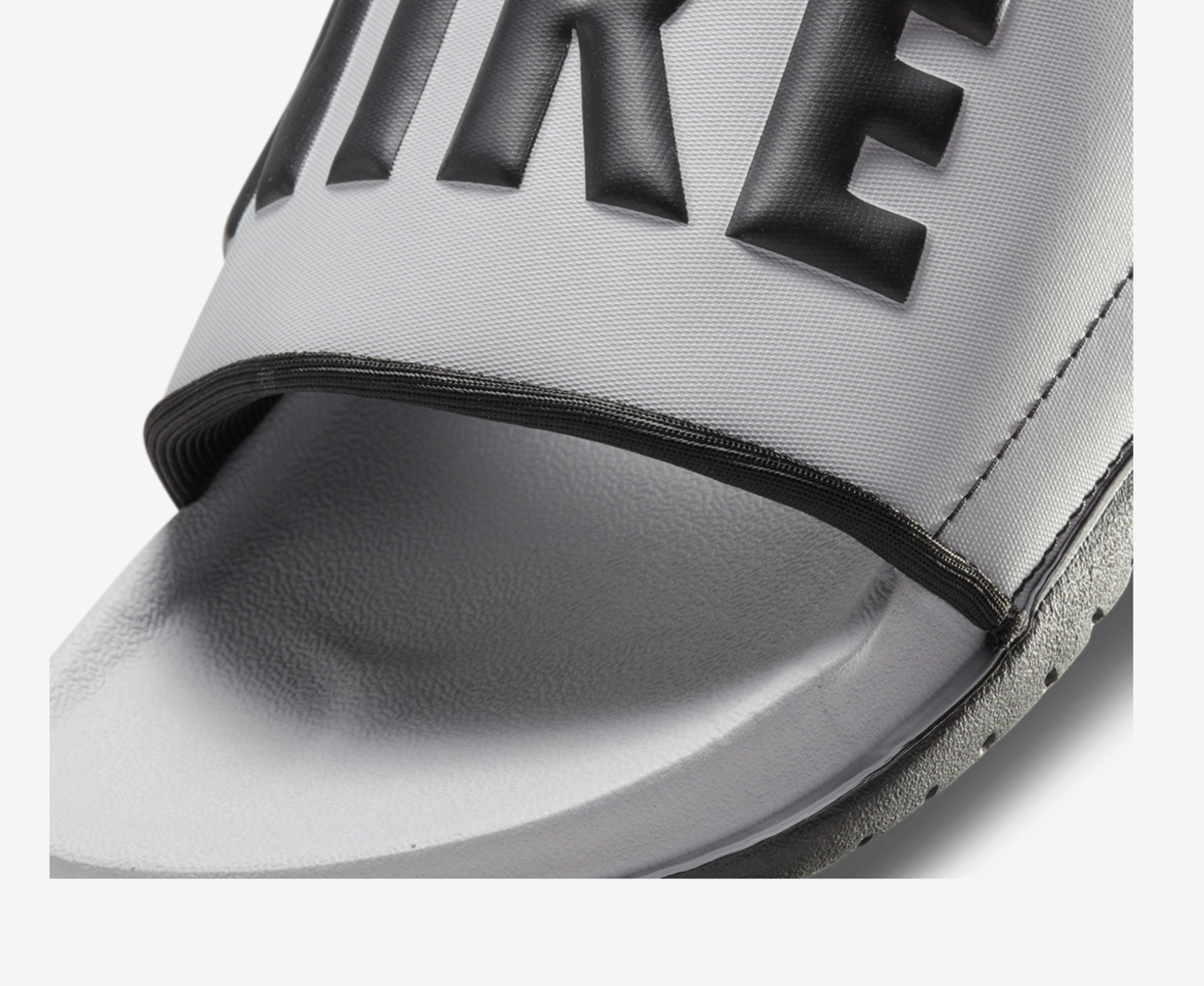 Nike NIKE OFFCOURT SLIDE WOLF GREY BLACK WOLF GREY VegNonVeg