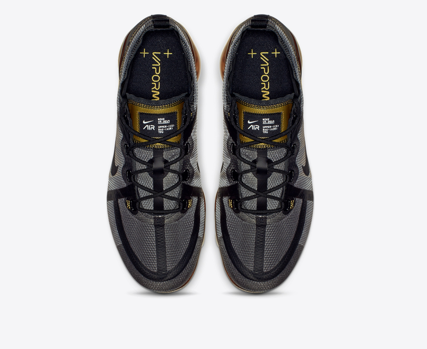 Nike air vapormax 2019 junior black and gold best sale