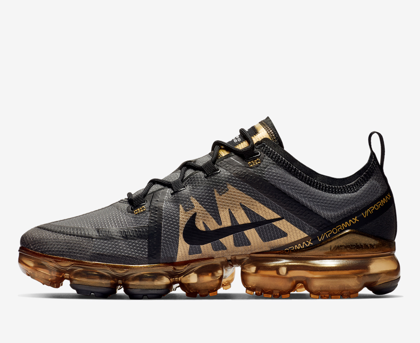 Nike black hotsell gold vapormax